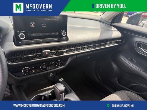 Used 2025 Honda HR-V LX image 39