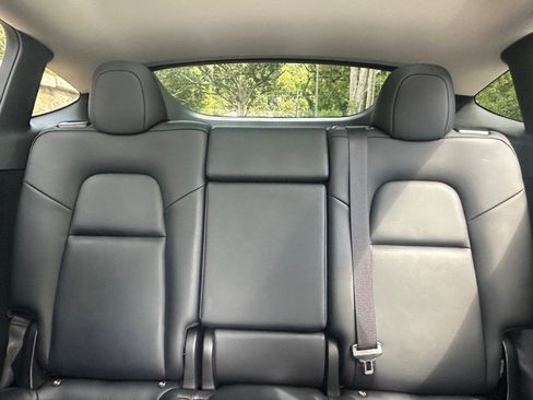 Used 2023 Tesla Model Y 2WD image 54