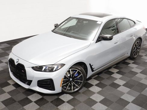 New 2026 BMW 440i xDrive w/ Premium Package image 2