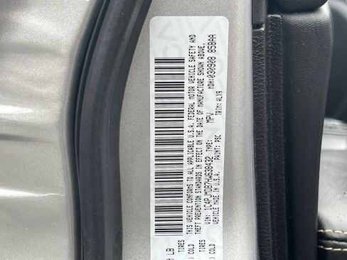 Used 2017 Jeep Cherokee High Altitude image 9