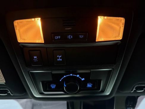 Used 2018 Toyota Tacoma TRD Pro AWD/4WD image 23