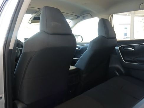 Used 2024 Toyota RAV4 XLE image 28