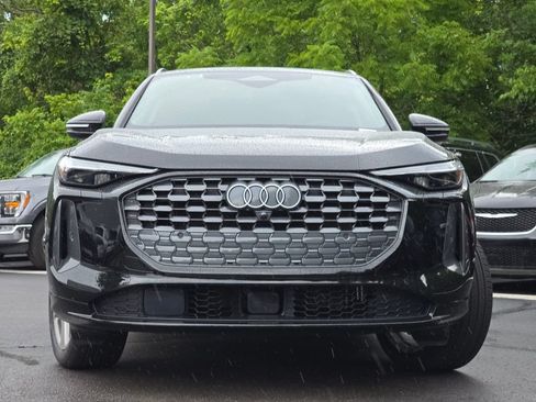 Certified 2025 Audi Q5 Premium w/ Premium Plus AWD/4WD image 12