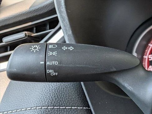 Used 2023 Toyota RAV4 XLE FWD image 10