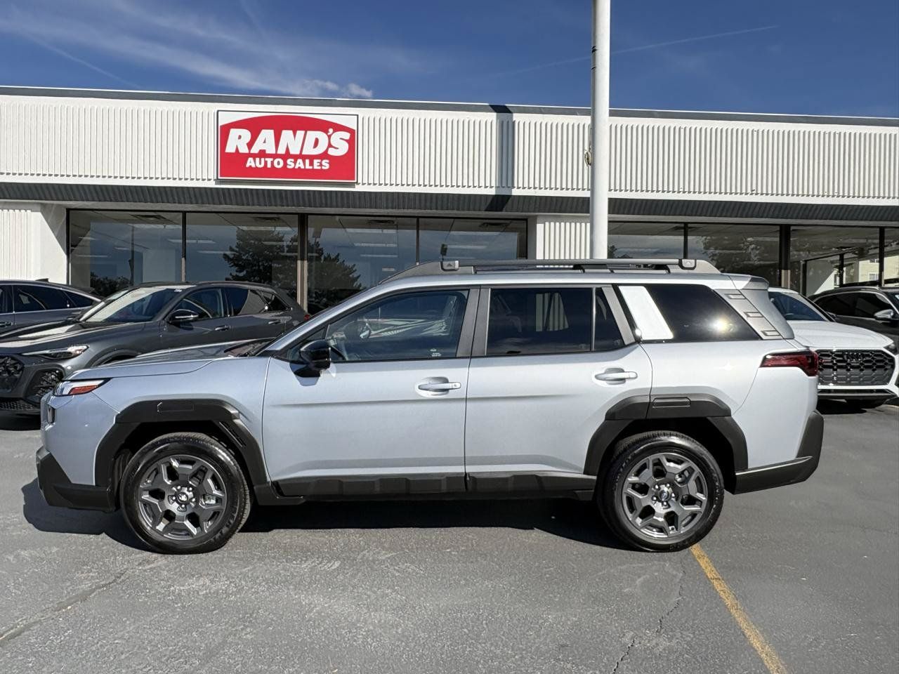 Used 2026 Subaru Outback Premium AWD/4WD image 16