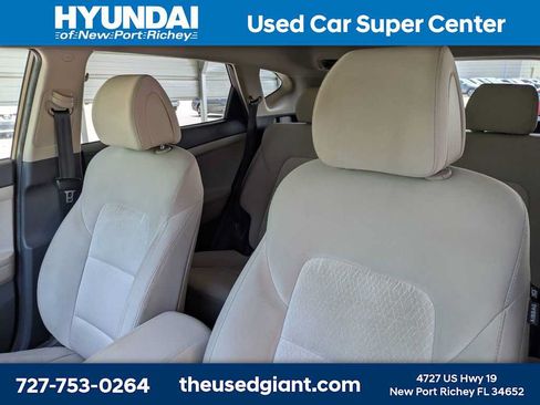 Used 2017 Hyundai Tucson Sport FWD image 7