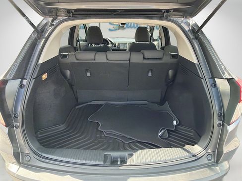 Used 2021 Honda HR-V EX image 25