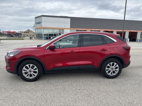 Used 2023 Ford Escape Active w/ Tech Pack #2 AWD/4WD image 6