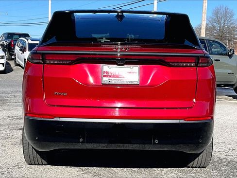 Used 2025 Jeep Wagoneer S Limited image 4