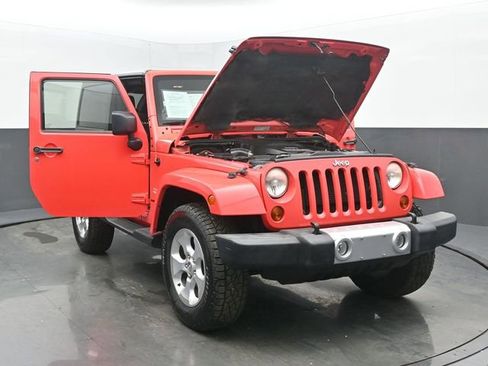 Used 2013 Jeep Wrangler Sahara w/ Connectivity Group AWD/4WD image 50