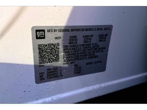 New 2026 Chevrolet Equinox LT image 8