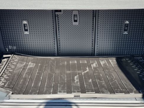 New 2026 Land Rover Defender 110 S AWD/4WD image 37