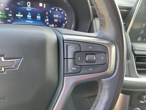 Used 2023 Chevrolet Tahoe Z71 w/ Luxury Package AWD/4WD image 27
