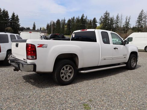 Used 2011 GMC Sierra 1500 SLE w/ Power Tech Package AWD/4WD image 5