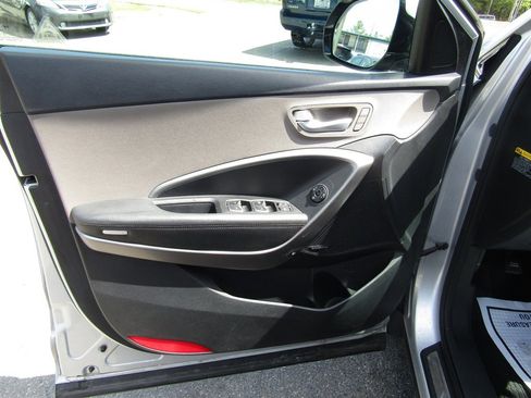 Used 2014 Hyundai Santa Fe GLS w/ Ultimate Package 06 image 17