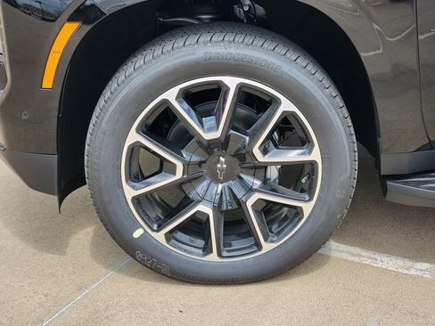 New 2026 Chevrolet Tahoe RST w/ RST Capability Package AWD/4WD image 8