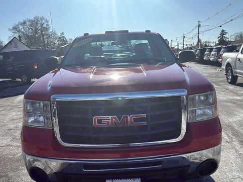 Used 2010 GMC Sierra 2500 W/T w/ Snow Plow Prep Package image 2
