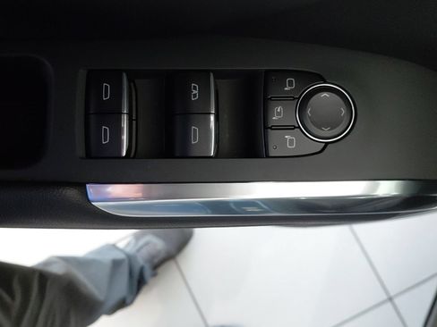 New 2026 Chevrolet Traverse High Country AWD/4WD image 18
