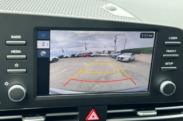 New 2026 Hyundai Elantra SE FWD image 17