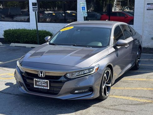 Used 2018 Honda Accord Sport image 16