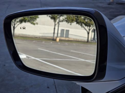 Used 2021 Buick Enclave Avenir w/ Avenir Technology Package image 41