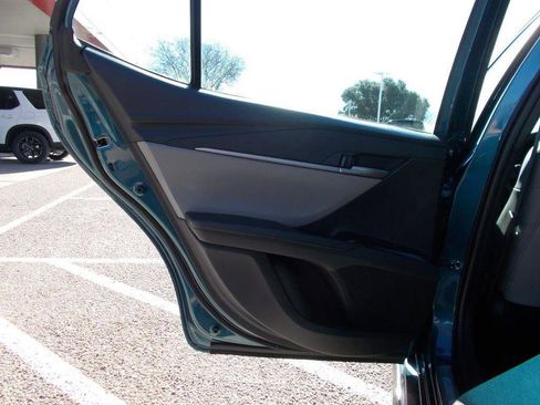 Used 2026 Toyota Camry SE image 11