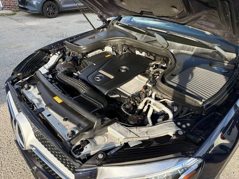 Used 2019 Mercedes-Benz GLC 300 4MATIC Coupe image 37