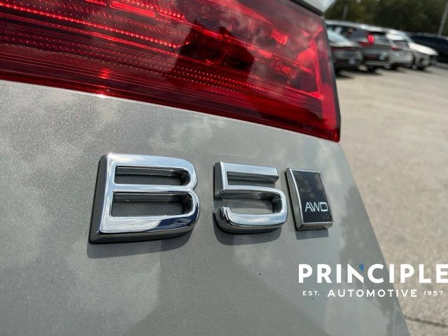 Certified 2024 Volvo XC60 B5 Plus w/ Protection Package Premier AWD/4WD image 27