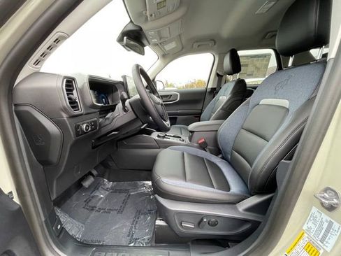 New 2025 Ford Bronco Sport Outer Banks w/ Outer Banks Tech Package+ AWD/4WD image 8