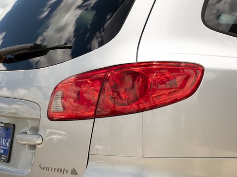 Used 2007 Hyundai Santa Fe SE FWD image 27