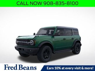 New 2025 Ford Bronco Outer Banks video 1
