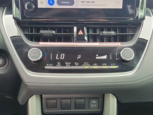 Used 2024 Toyota Corolla Cross LE FWD image 18