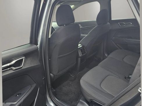 Used 2023 Kia Sportage LX FWD image 7