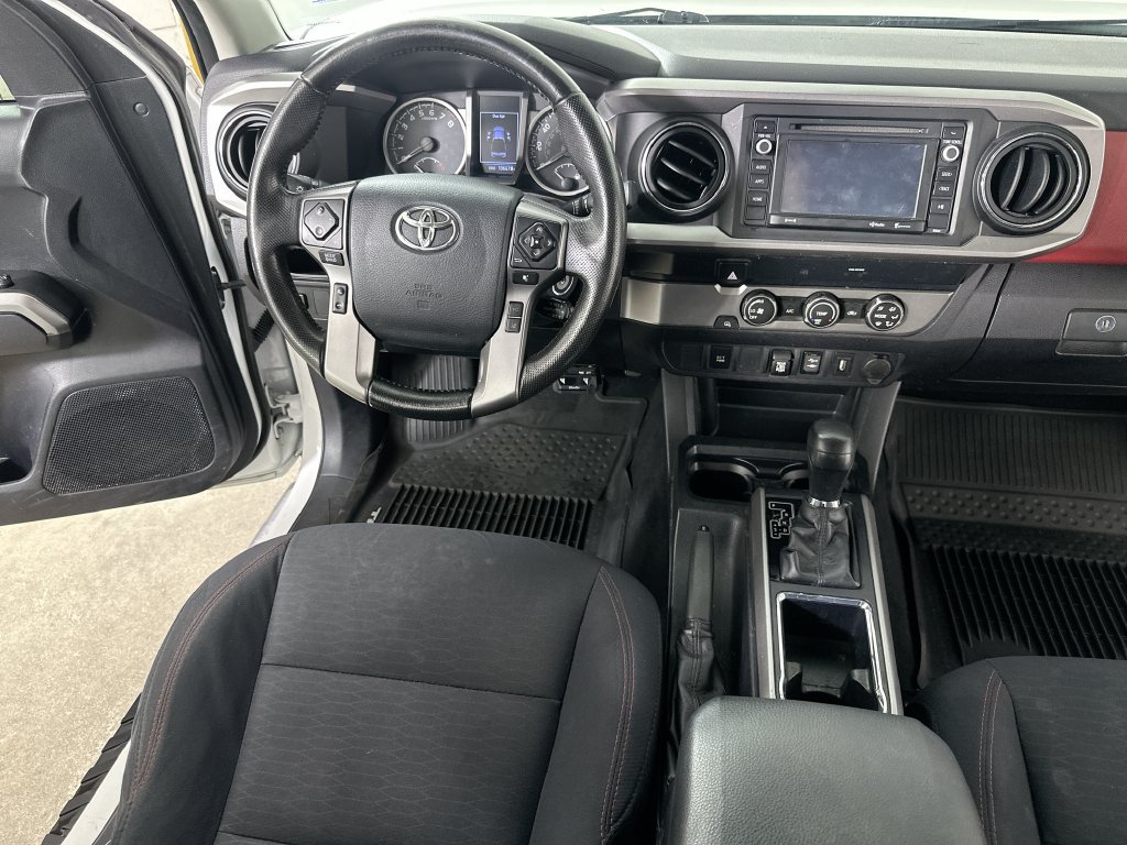 Used 2019 Toyota Tacoma SR5 RWD image 19