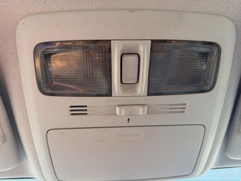 Used 2015 Subaru Forester 2.5i Premium w/ All-Weather Package image 30