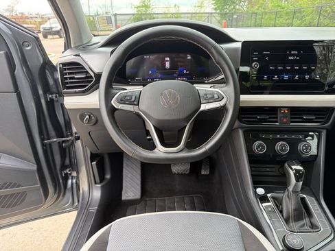 Used 2025 Volkswagen Taos S AWD/4WD image 16