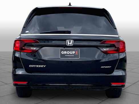 Used 2023 Honda Odyssey Sport image 5