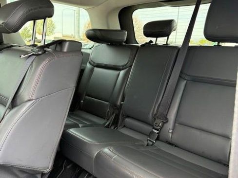 Used 2025 Ford Expedition Active image 15