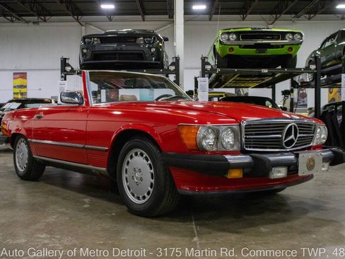 Used 1988 Mercedes-Benz 560 SL image 12