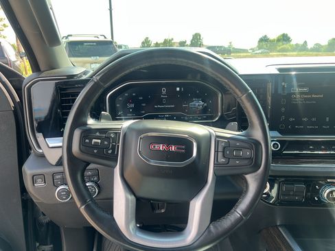 Used 2023 GMC Sierra 1500 Elevation w/ Preferred Package AWD/4WD image 23