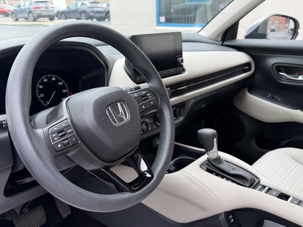 Certified 2025 Honda HR-V LX image 19