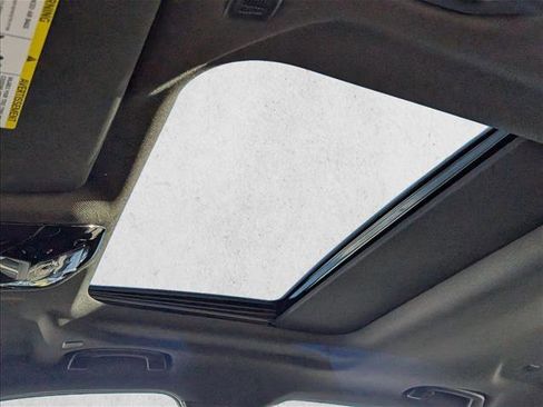 Certified 2025 BMW i5 xDrive40 w/ M Sport Package image 16