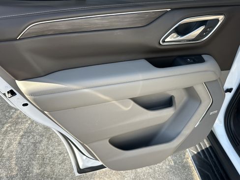 Certified 2024 Chevrolet Tahoe LT RWD image 24