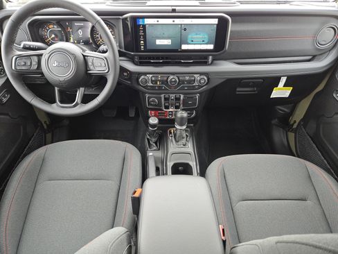 New 2026 Jeep Wrangler Unlimited Rubicon image 2