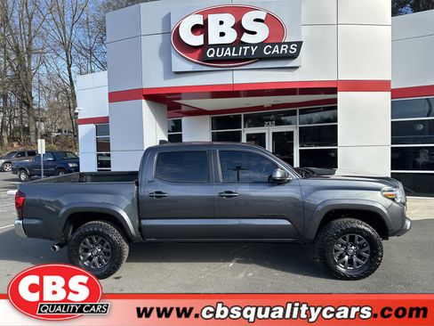 Used 2023 Toyota Tacoma SR5 image 1