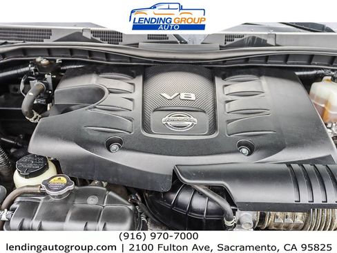 Used 2021 Nissan Armada SL w/ Captain's Chairs Package image 28