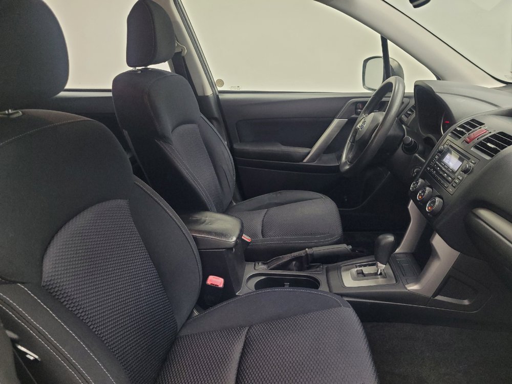 Used 2014 Subaru Forester 2.5i AWD/4WD image 21