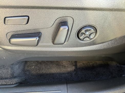 Used 2021 Hyundai Palisade Calligraphy image 24