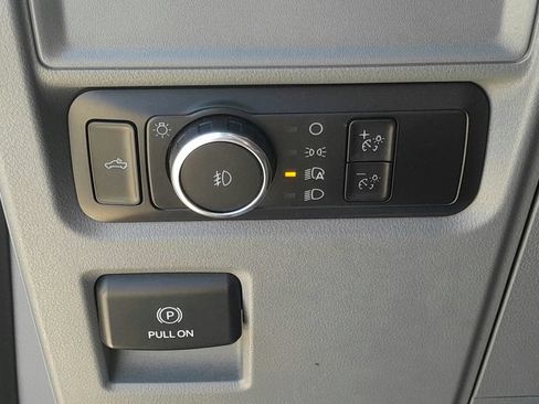 Used 2023 Ford F150 XLT RWD image 28