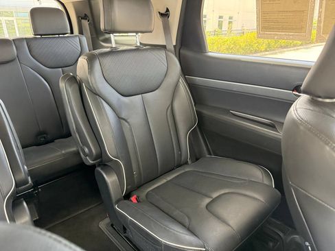 Used 2025 Hyundai Palisade SEL AWD/4WD image 40